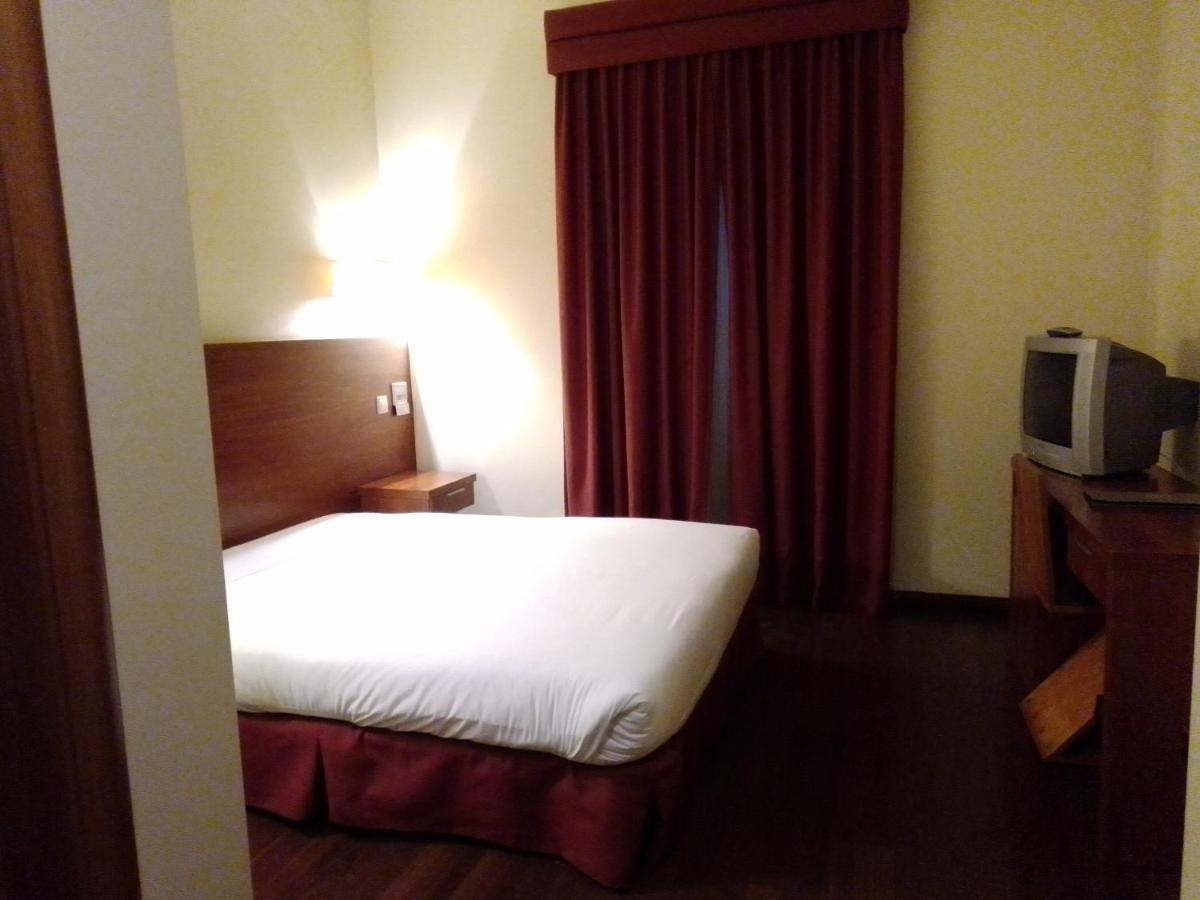 Hotel Acez Vendas Novas Luaran gambar