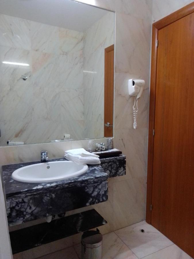 Hotel Acez Vendas Novas Luaran gambar