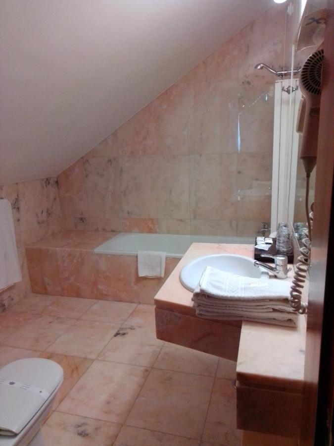 Hotel Acez Vendas Novas Luaran gambar